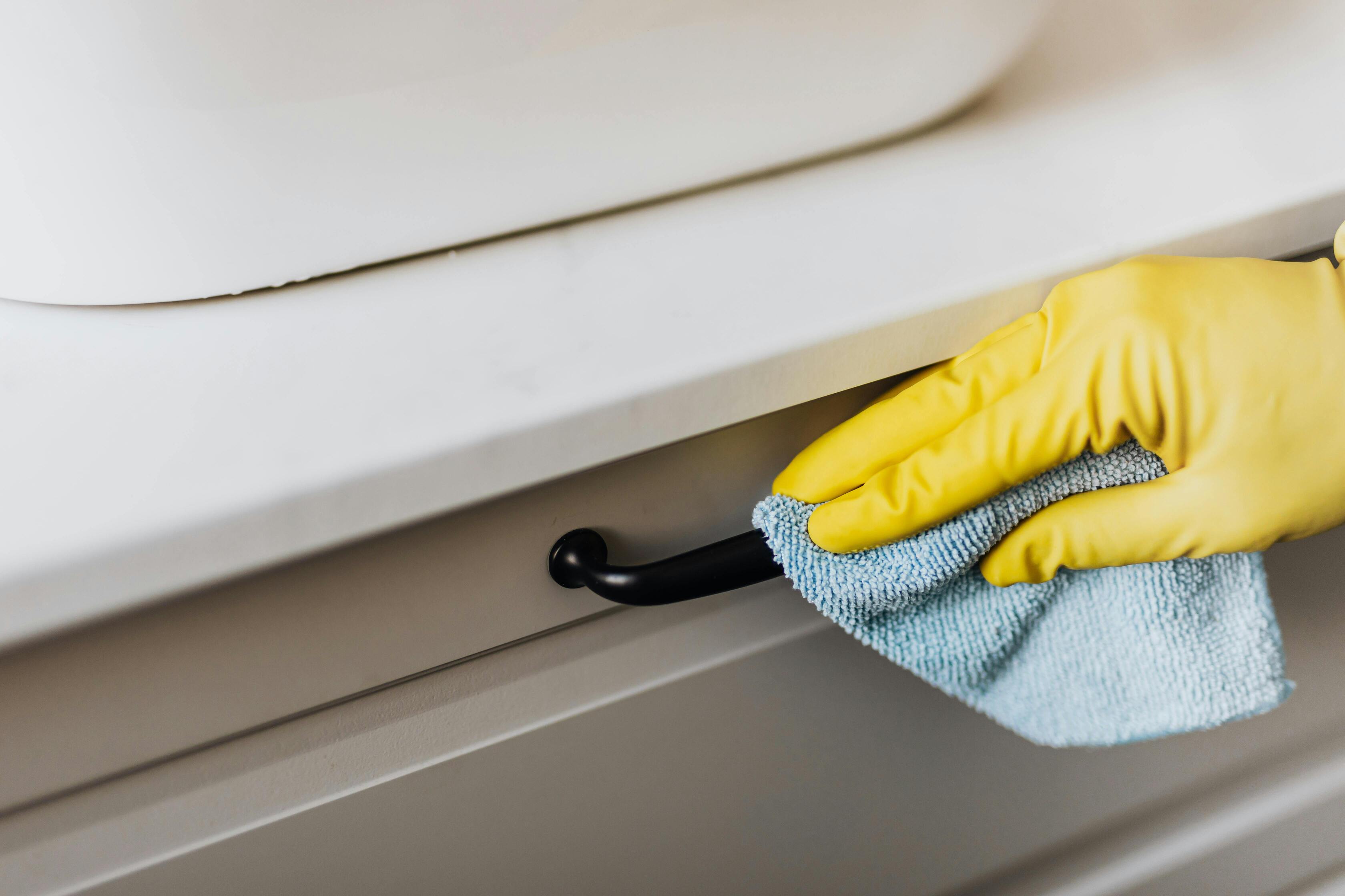 Hard Surface Cleaning